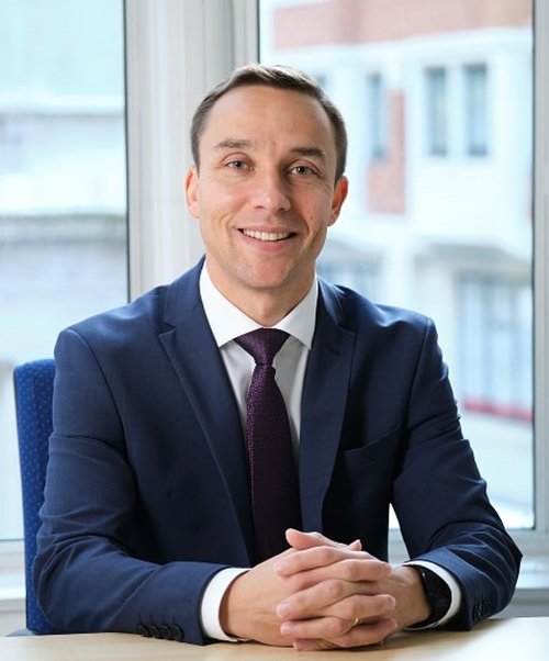 Darren Bond